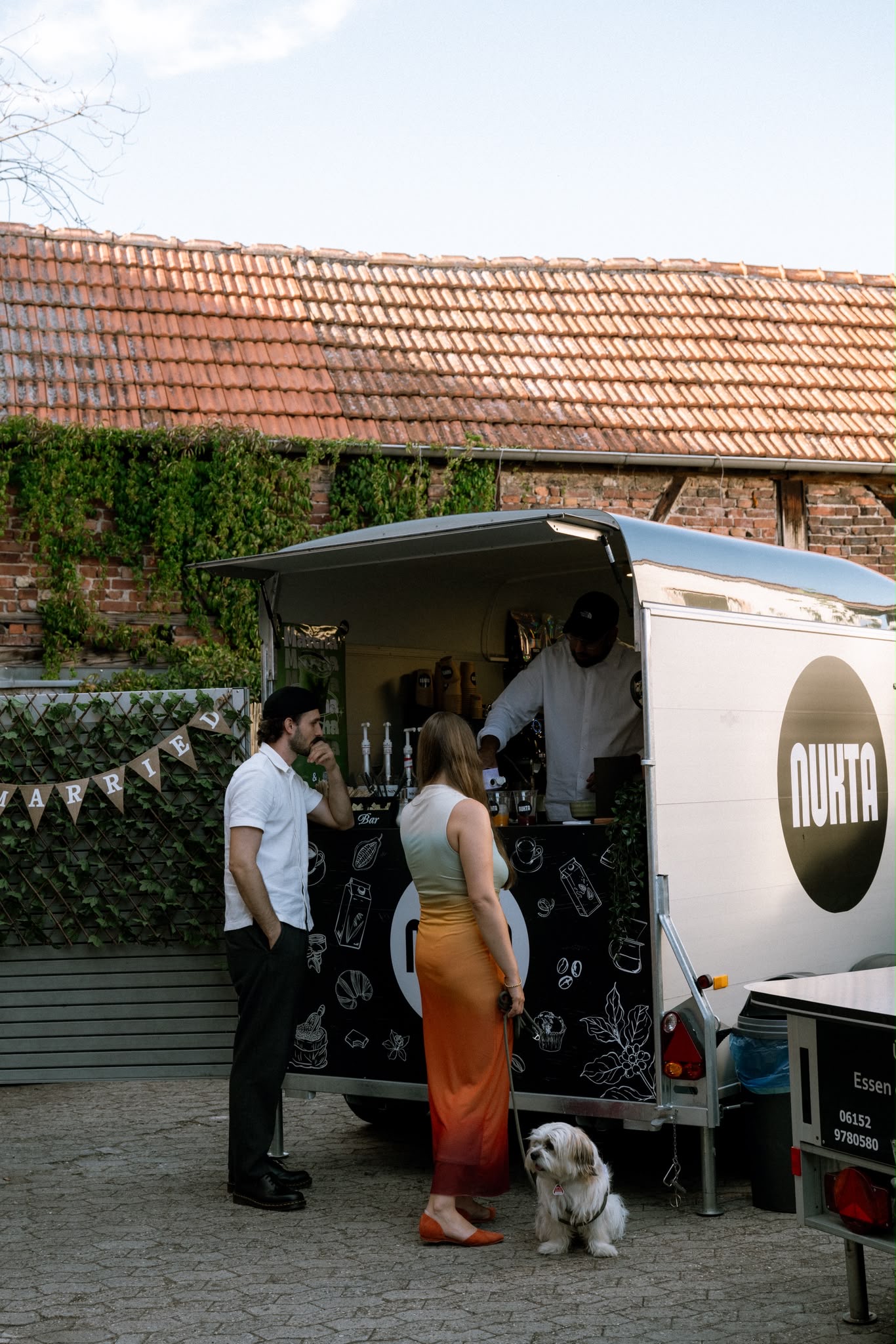 NUKTA Kaffeewagen auf einer Hochzeit